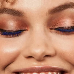 Bite-Size Eyeshadow