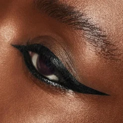 Brushstroke 24-Hour Liquid Eyeliner