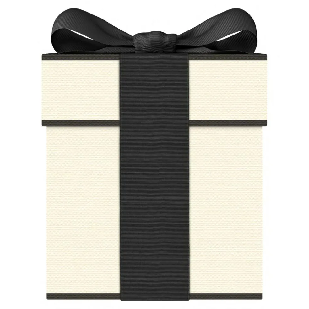 Cypress & Grapevine Scented Classic Candle