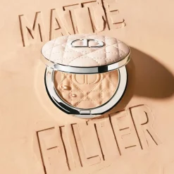 Dior Forever Nude Radiant Filter Blurring Setting Powder