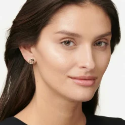 Fluid Sheer Liquid highlighter