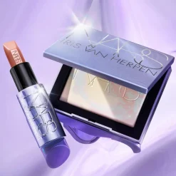 Light Reflecting Prismatc Powder Pressed