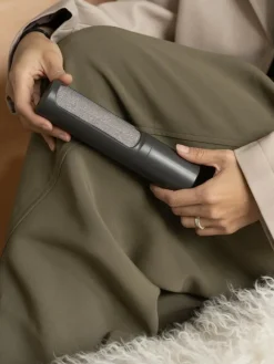 Lint Brush