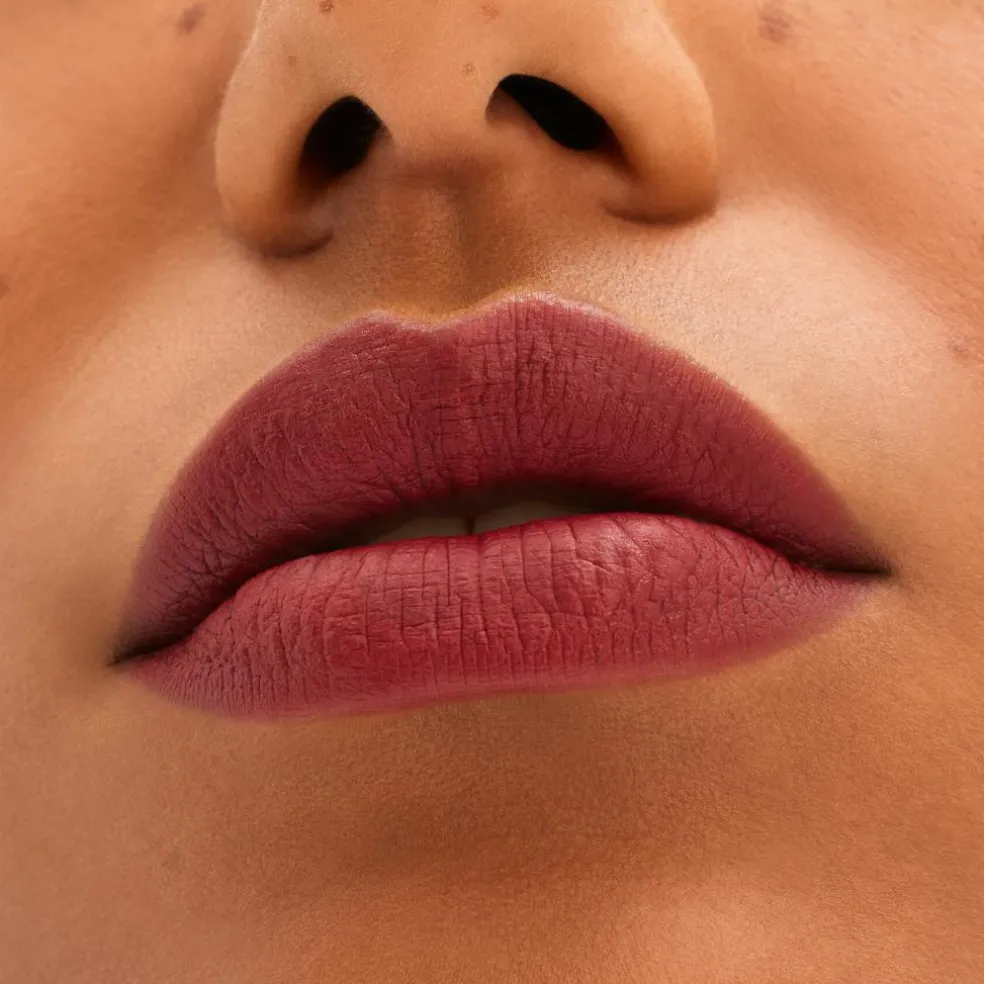 Locked Kiss 24HR Lipstick