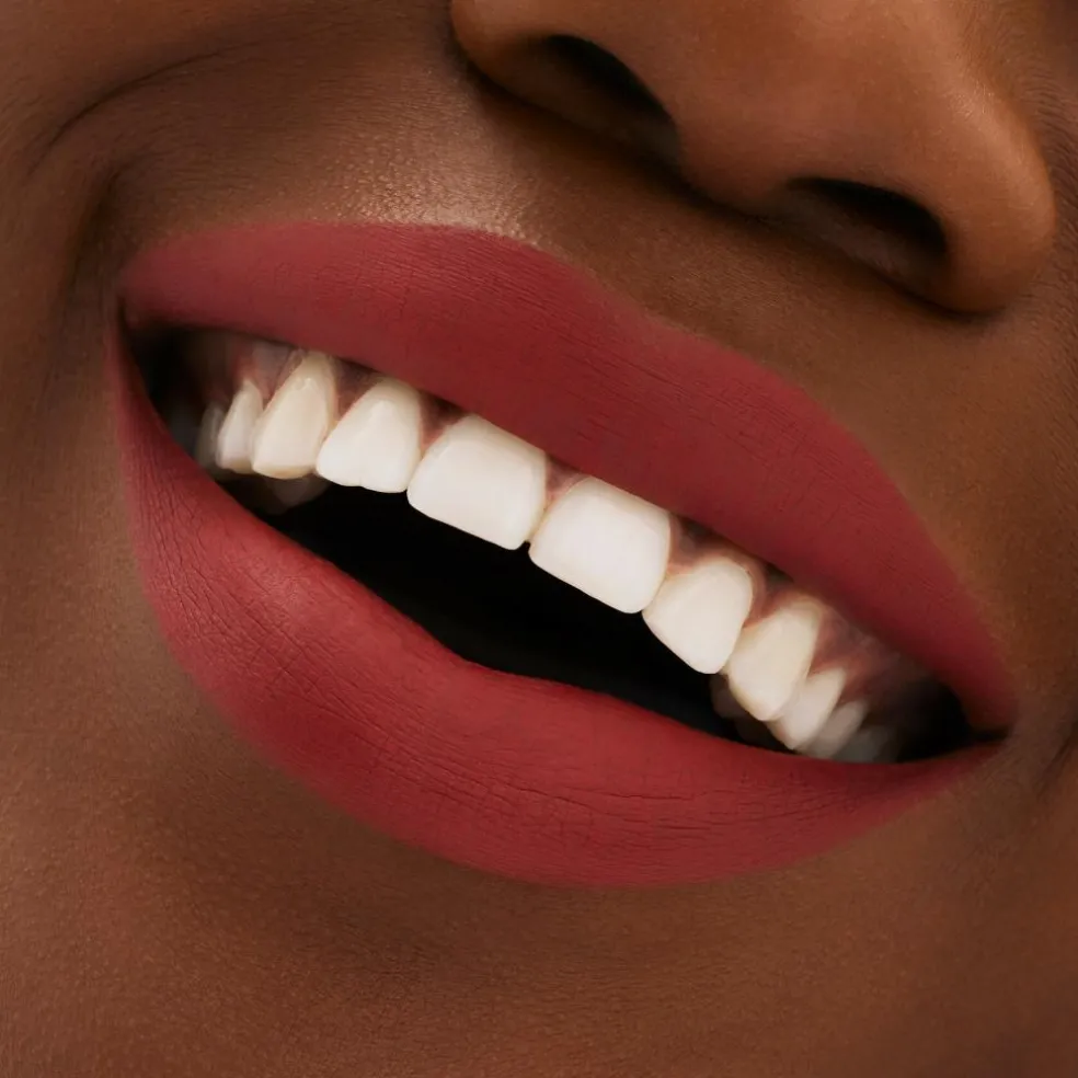 Locked Kiss 24HR Lipstick