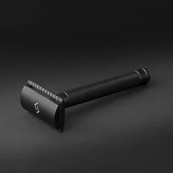 R89 DE Safety Razor