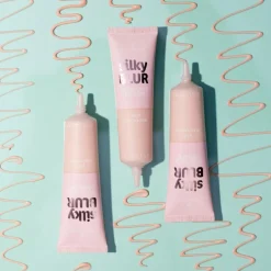 Silky Blur Poreless Primer
