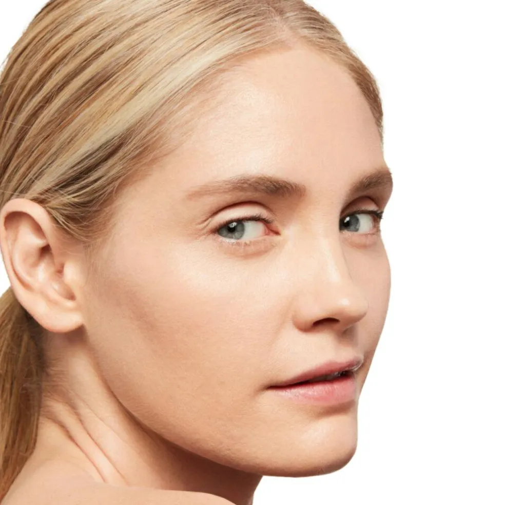 Synchro Skin Radiant Lifting Foundation